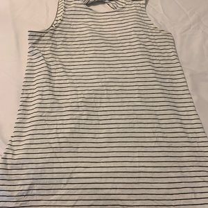 Striped dress with keyhole back